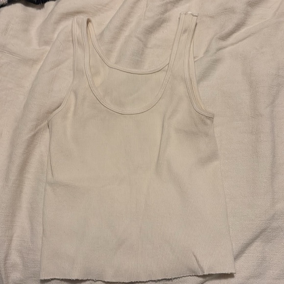 Brandy Melville tank - Picture 6 of 6